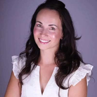 Dr Liza Cove
